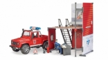 Игрушечный набор Bruder пожарная станция с Land Rover Defender